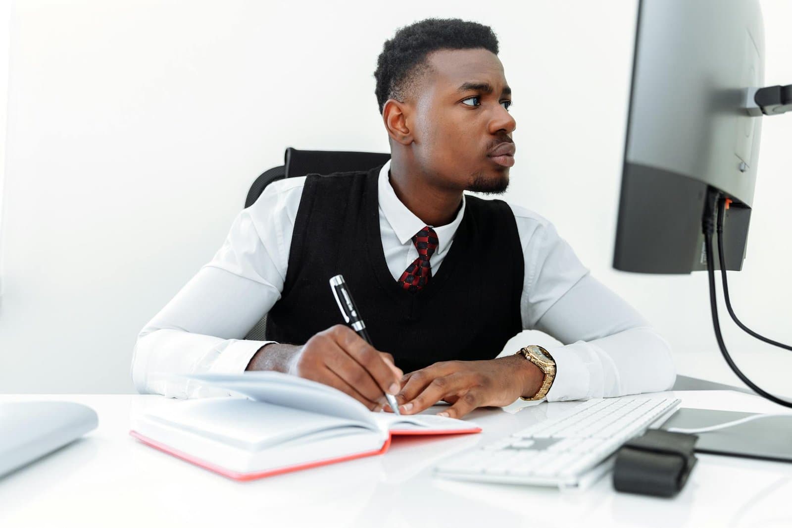 Uganda’s Banking Sector: Top Employers & How to Break In
